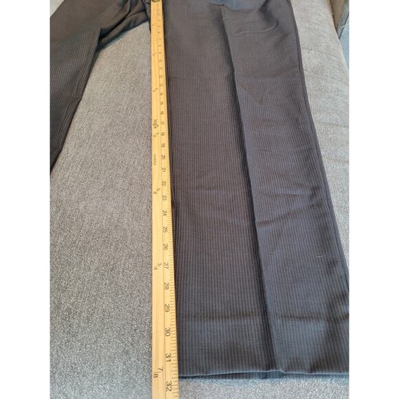 Ralph Ralph Lauren 100% Wool Gray Pinstripe Suit 42L / 36x31 EUC - Picture 8 of 10